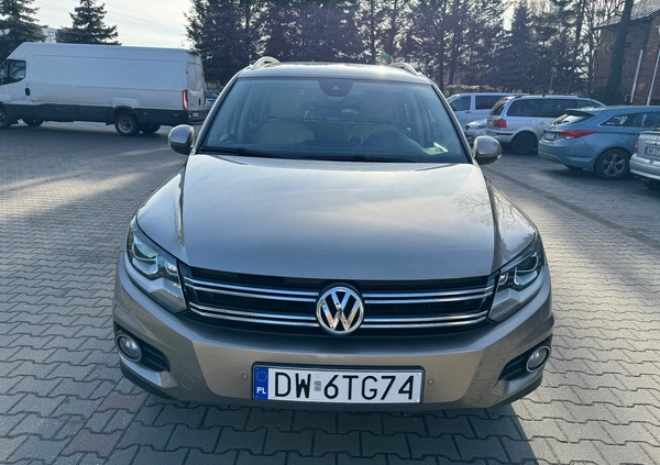 Volkswagen Tiguan cena 59000 przebieg: 178000, rok produkcji 2013 z Strzelin małe 379